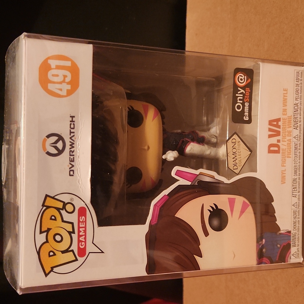 Funko Pop D.VA Figure with Pink and Blue Accents #491 DIAMOND COLLECTION
